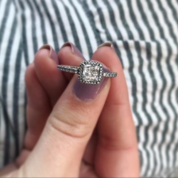 PANDORA RING - Picture 1 of 2